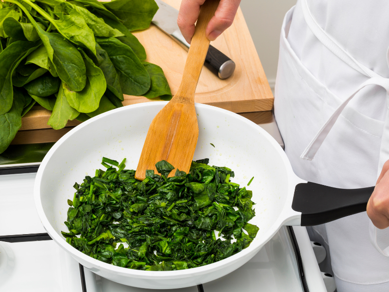 Cooking Spinach on its Own