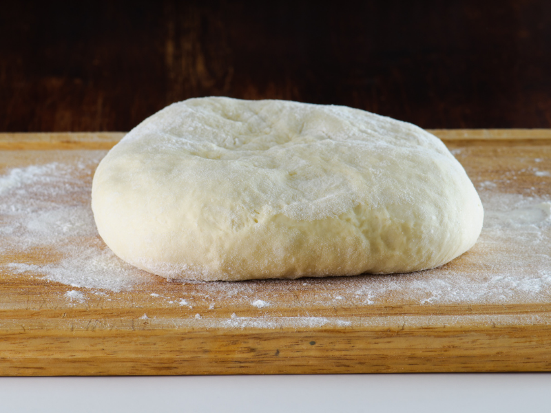 Bread Dough Vs. Pizza Dough (The Differences And Their Unique Uses)
