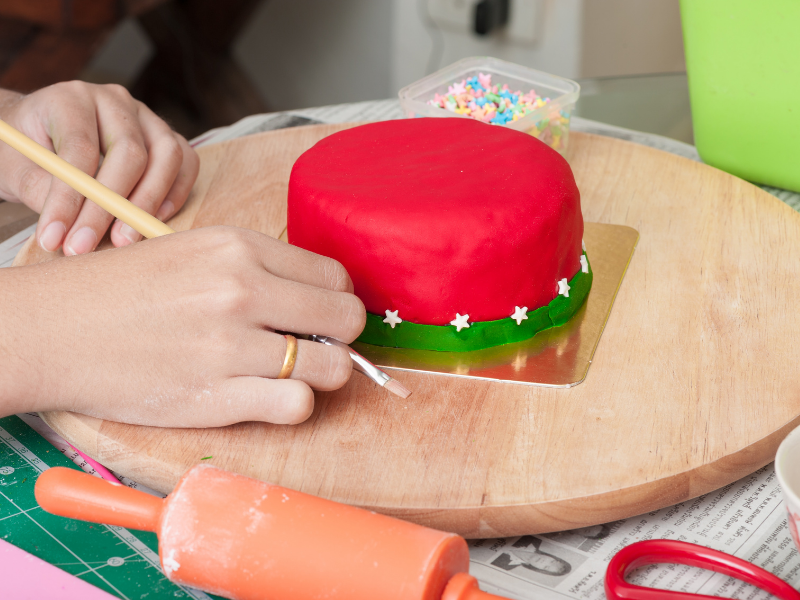 Can You Freeze Fondant (And How to Properly Thaw It If You Do)
