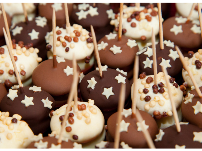 Why Your Cake Pops Are Cracking (And How to Prevent It)